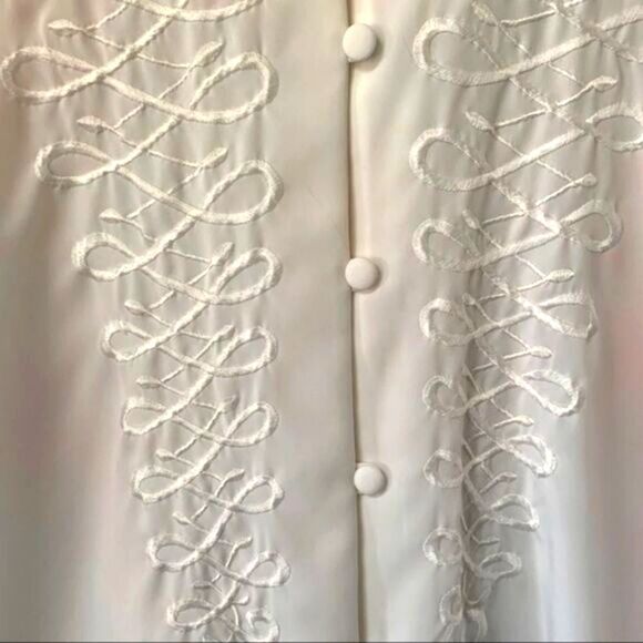 TESS Women’sLong Sleeve Embroidery design  Cream Color Dress Shirt Size 12Petite - Picture 6 of 9